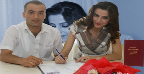 Sabiha Sofu ile Mehmet ahin Nikahlandlar